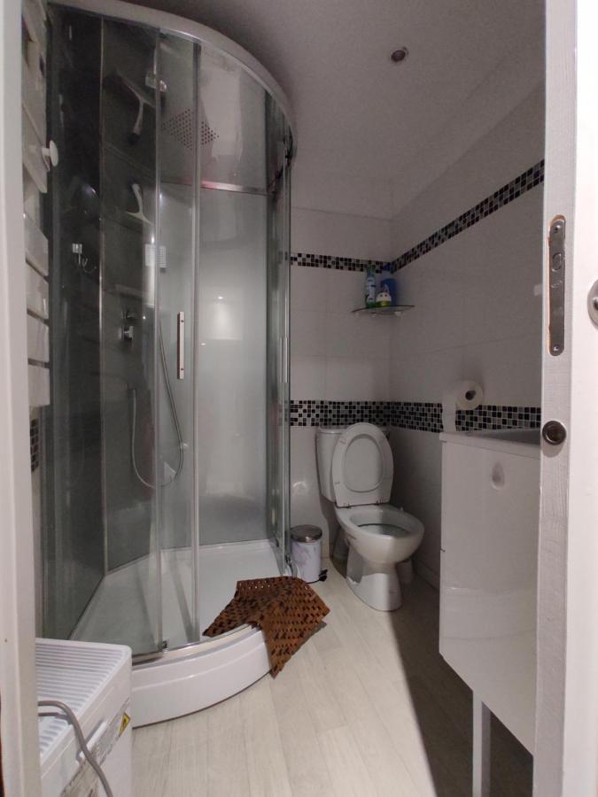 Agreable T2 Au Centre De Luchon Apartment Bagneres-de-Luchon Exterior photo