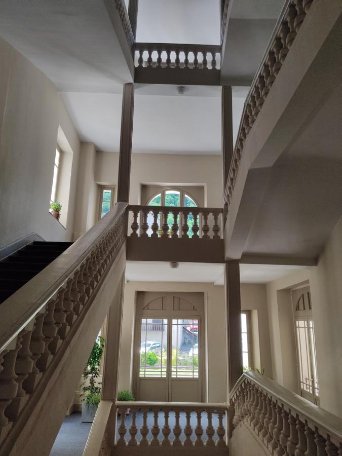 Agreable T2 Au Centre De Luchon Apartment Bagneres-de-Luchon Exterior photo